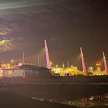 Beresford 1St Floor Seafront Apartment Southend-on-Sea Zewnętrze zdjęcie